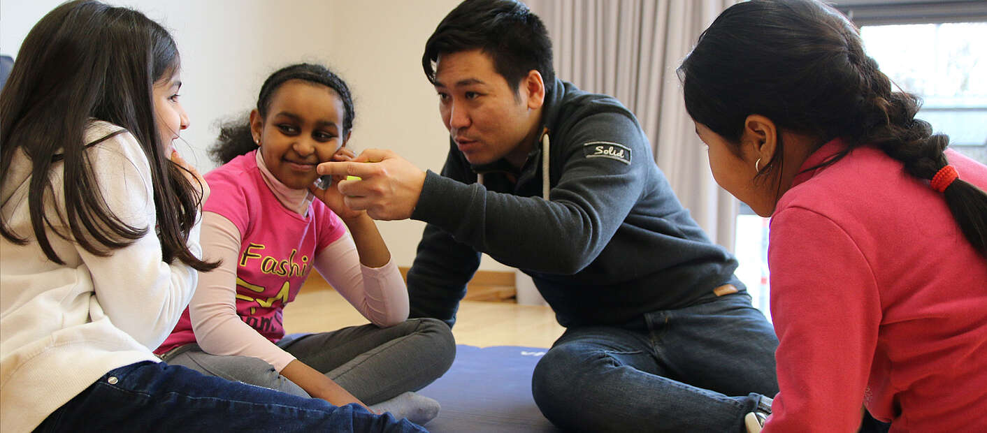 drei Kinder ein Mann Kinder Theater Workshop